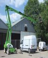 Подъемник коленчатый Niftylift HR21 Hybrid AWD в работе