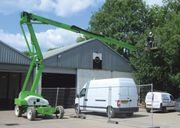 Подъемник коленчатый Niftylift HR21 Hybrid AWD в работе