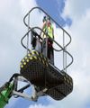 Платформа самоходного коленчатого подъемника Niftylift HR21 Hybrid AWD