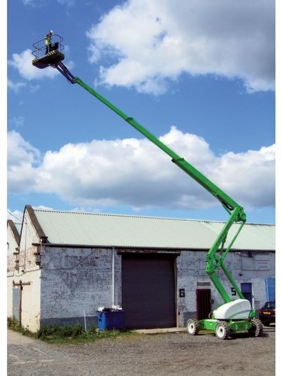 Самоходный коленчатый подъемник Niftylift HR21 Hybrid AWD