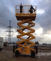Дизельный ножничный подъемник Haulotte H 18 SX