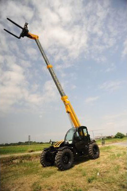 Телескопический дизельный погрузчик Haulotte HTL 3210