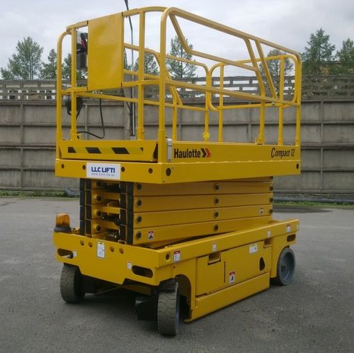 Haulotte Compact 12
