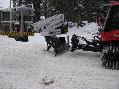 Самоходный коленчатый подъемник Dinolift Snow DINO 160