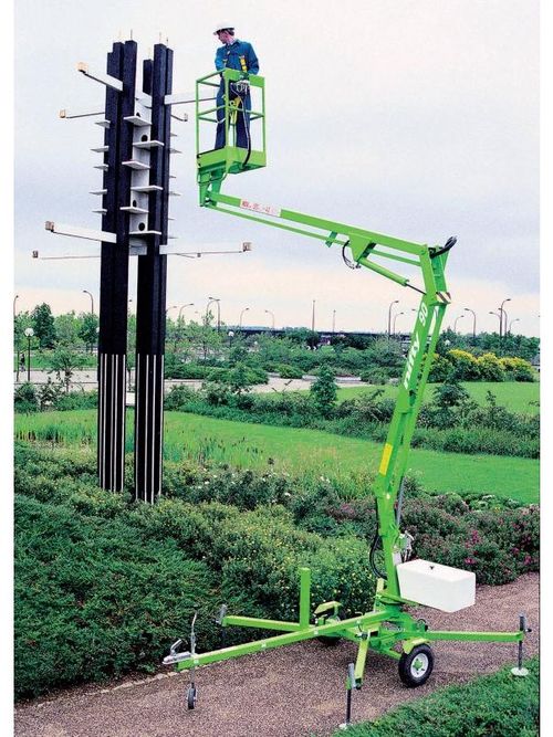 Использование прицепного подъемника Niftylift 90